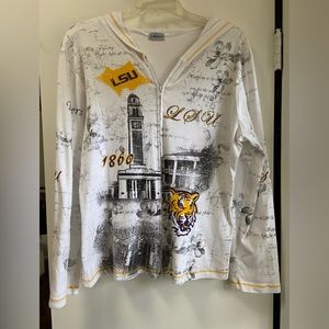 Excellent condition 
🪴2/$15 LSU hoodie